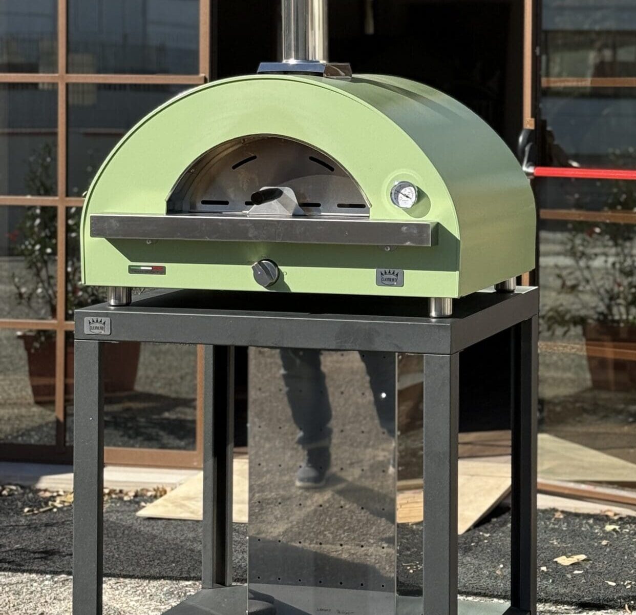 Pizzaoven: Remida plus Uitvoering: Groen Onderstel: Modulair