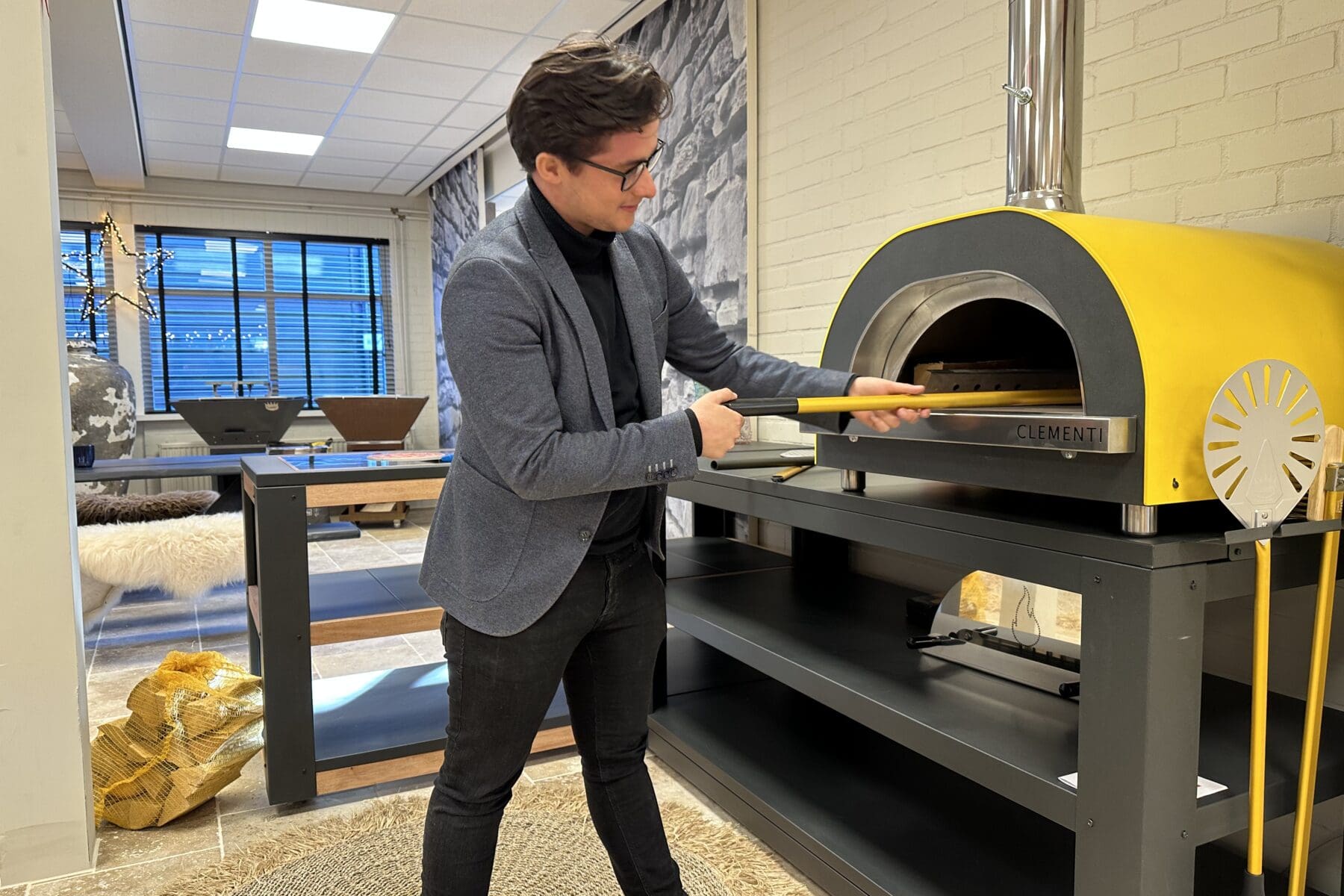 Pizzaoven op Antraciet Multifunctionele werktafel onderstel van Clementi